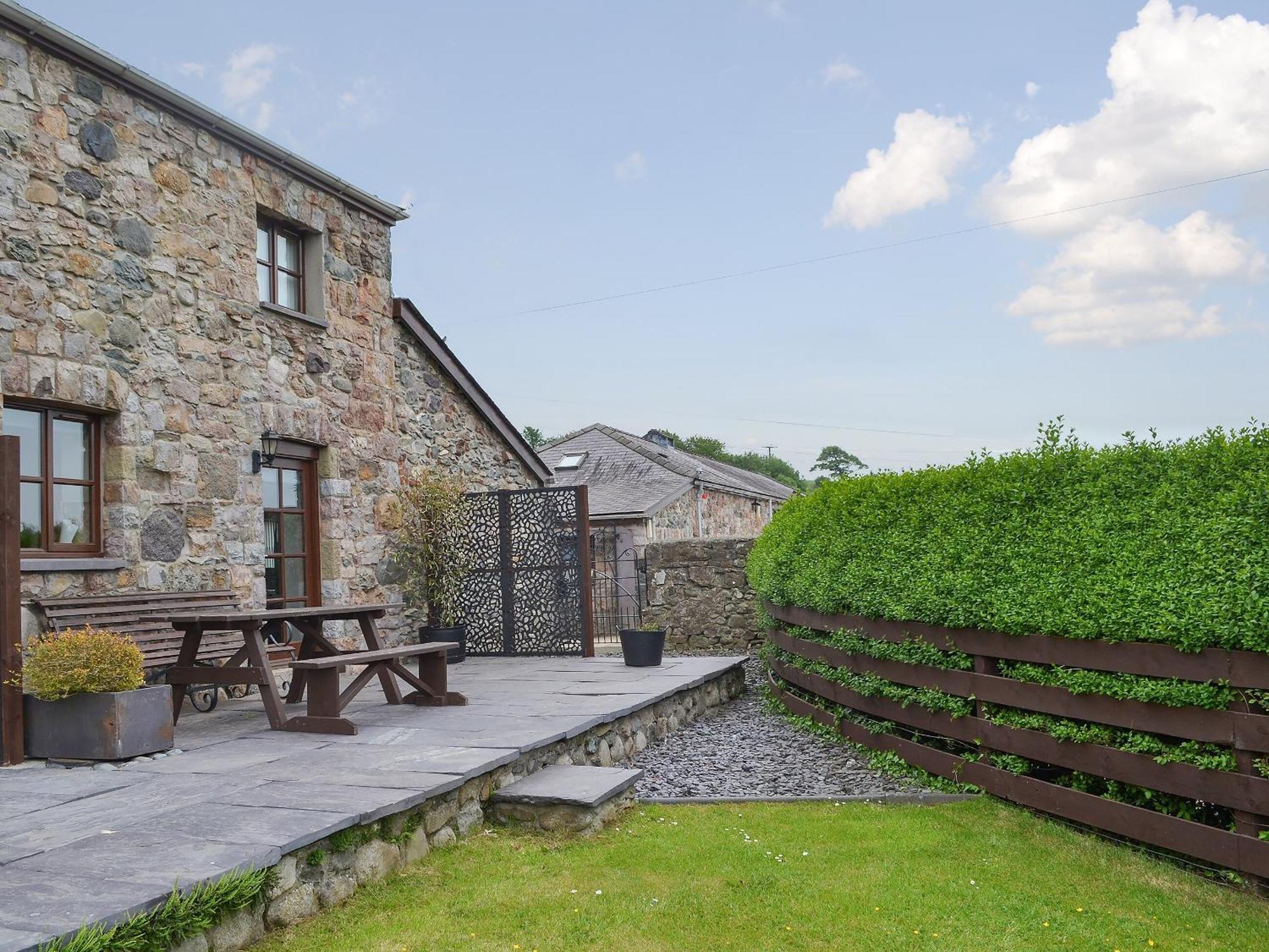 Hen Stabl - 16983 Villa Brynsiencyn Exterior photo